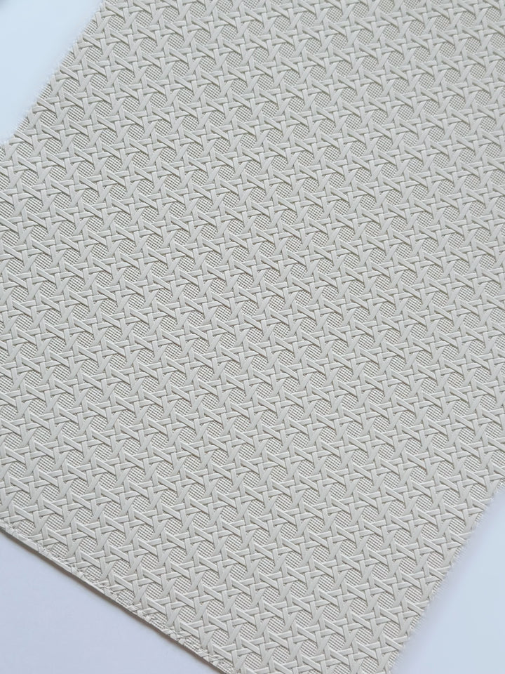 Riviera Faux Leather Placemat (2 colours)