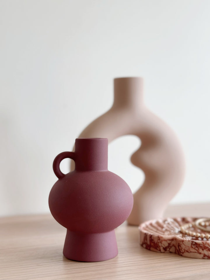 Burguny Charm Mini Pitcher Vase