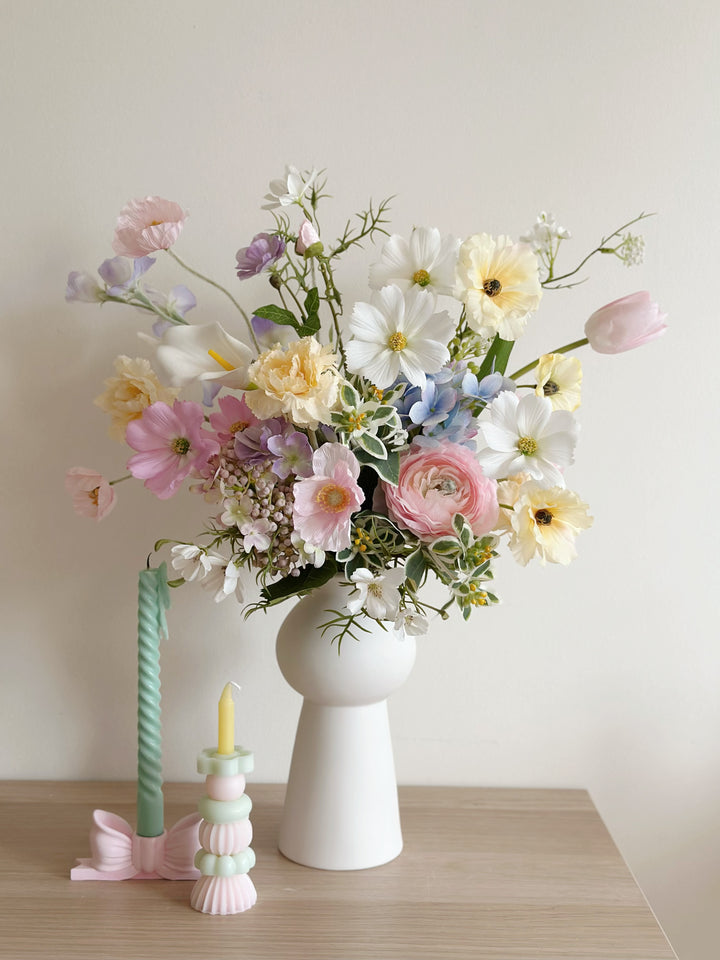 Aquarelle Blooms Bouquet (front facing)