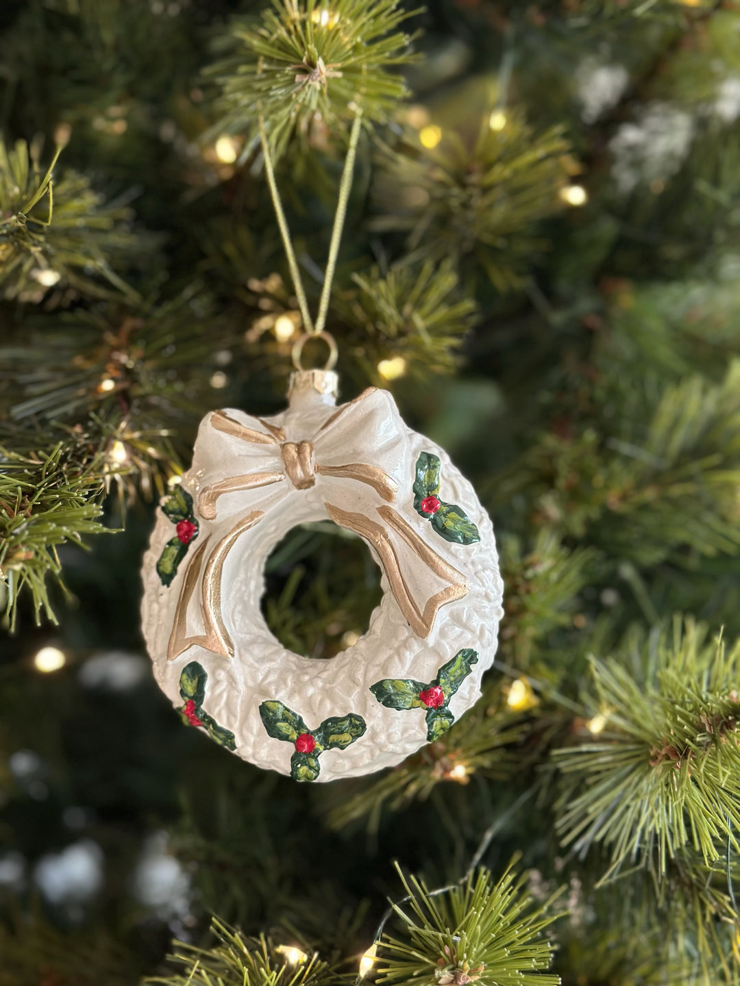 PRE-ORDER (22-26 Nov): Classic Bow Wreath Ornament