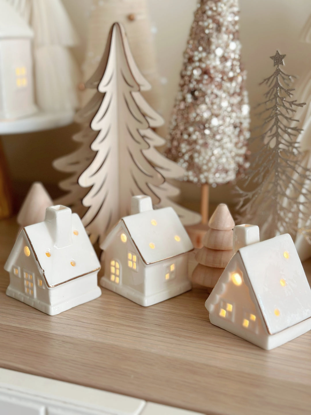 PRE-ORDER (4-10 Dec): Whimsical Christmas Village Mini House Set (set of 3)