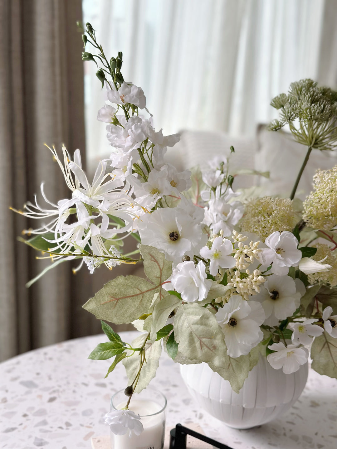 Tranquil Cloud Meadow in the Vase (1-sided)