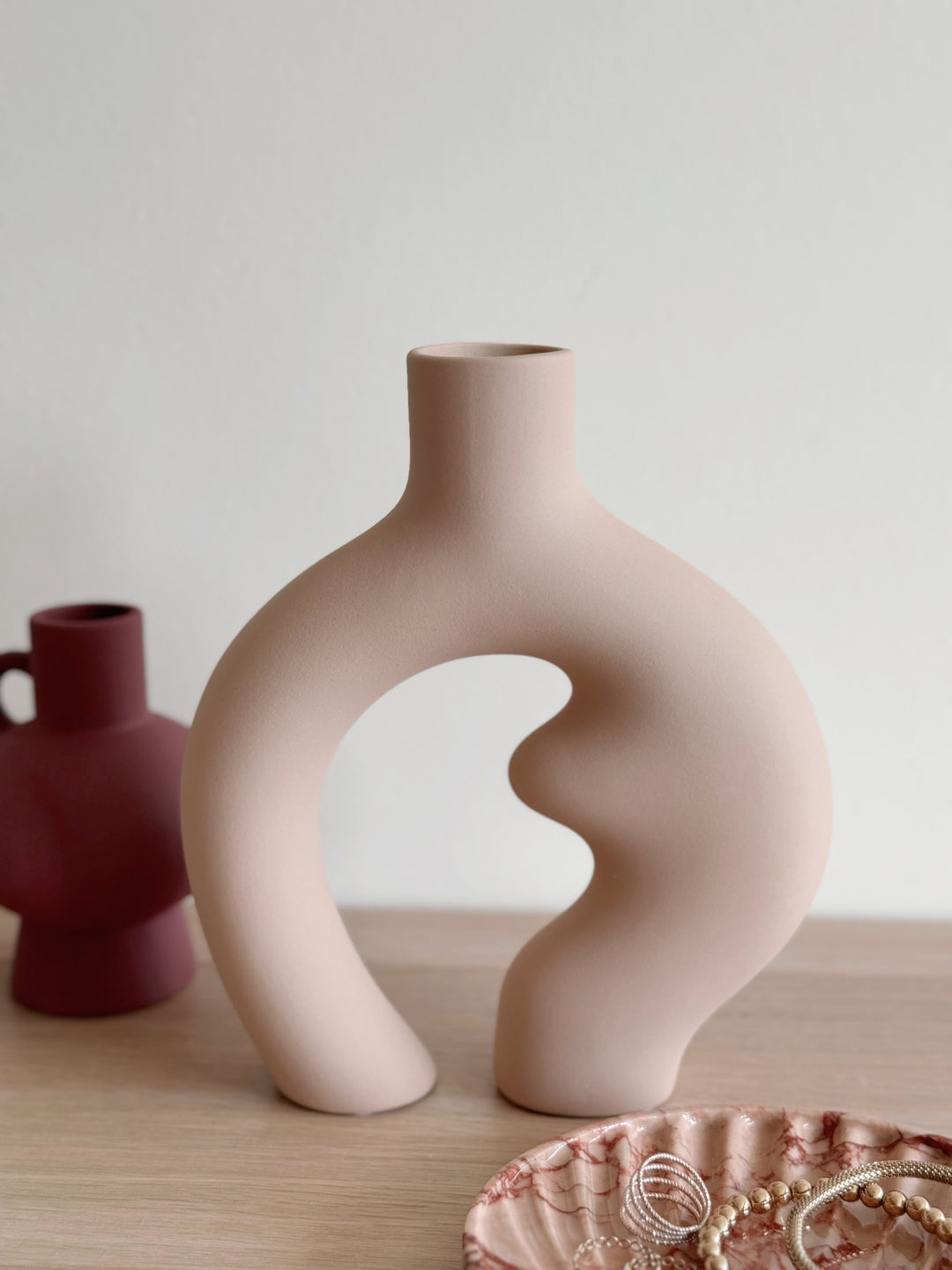 Latte Curves Sculpture Vase