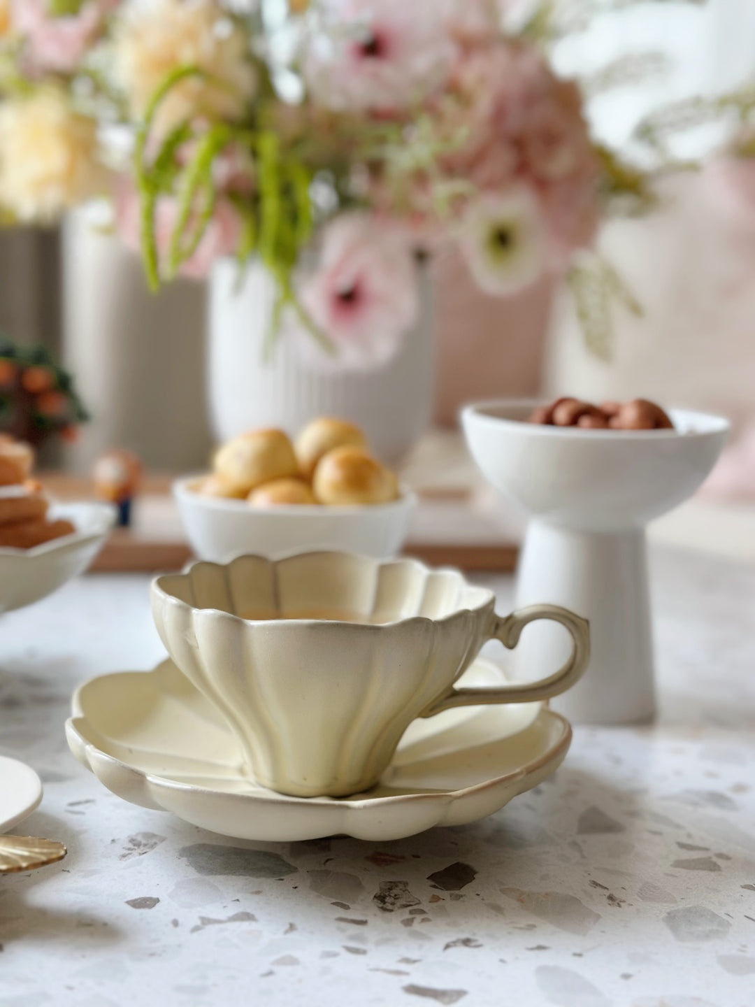 Buttercup Bloom Tea Set