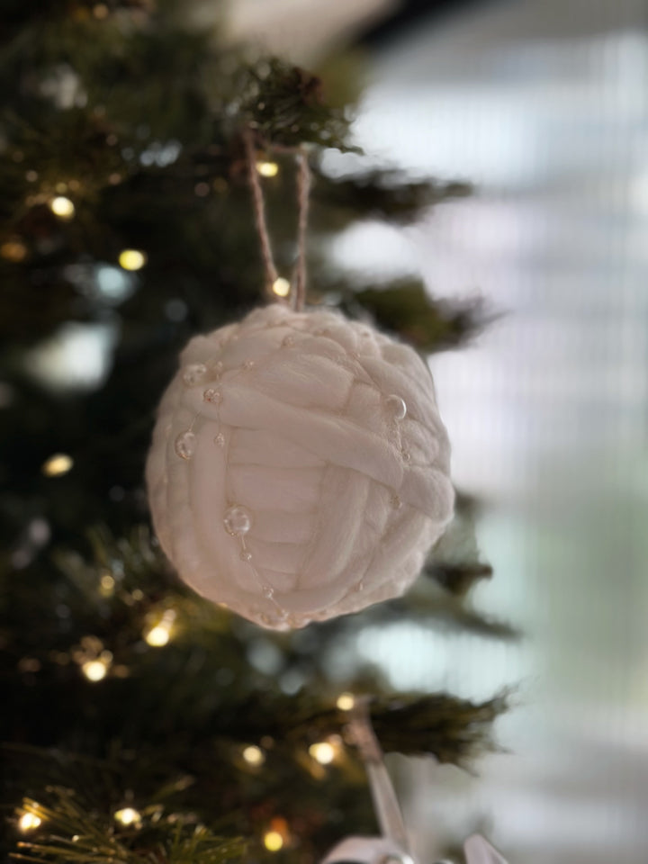 Winter Wonderland Luxe Baubles Set (set of 8)