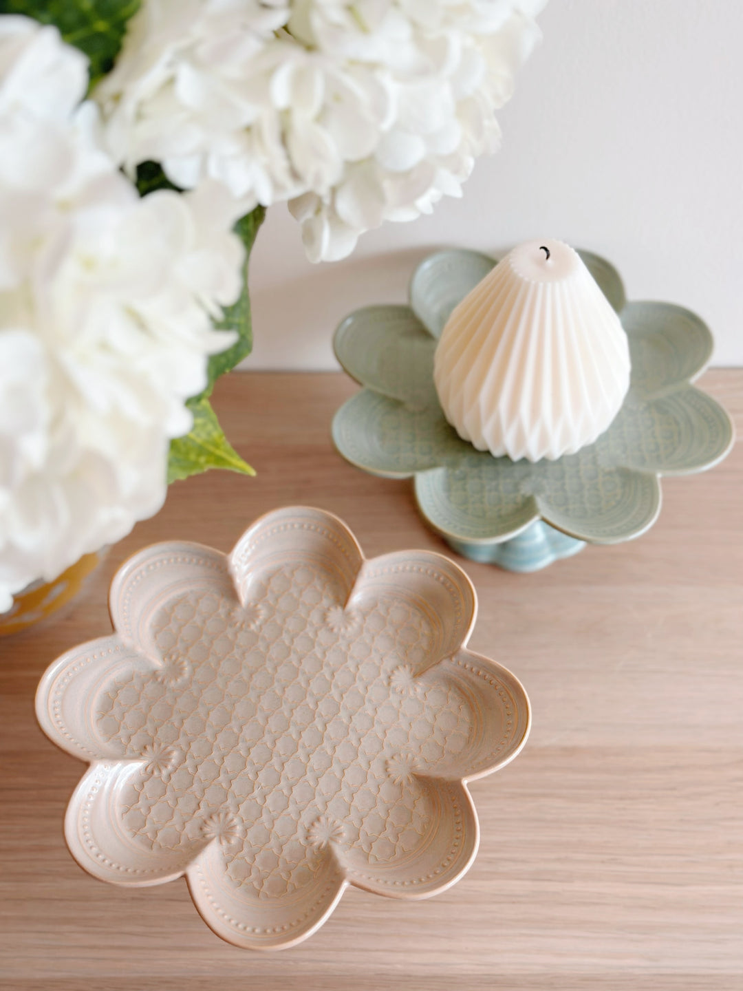 Petite Fleur Serving Stands (2 colours)