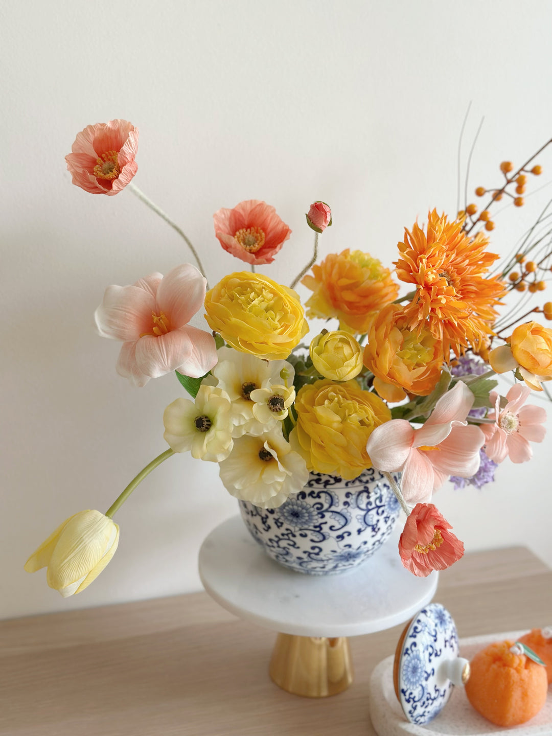 Golden Radiance Bloom in Porcelain Jar (1-sided)