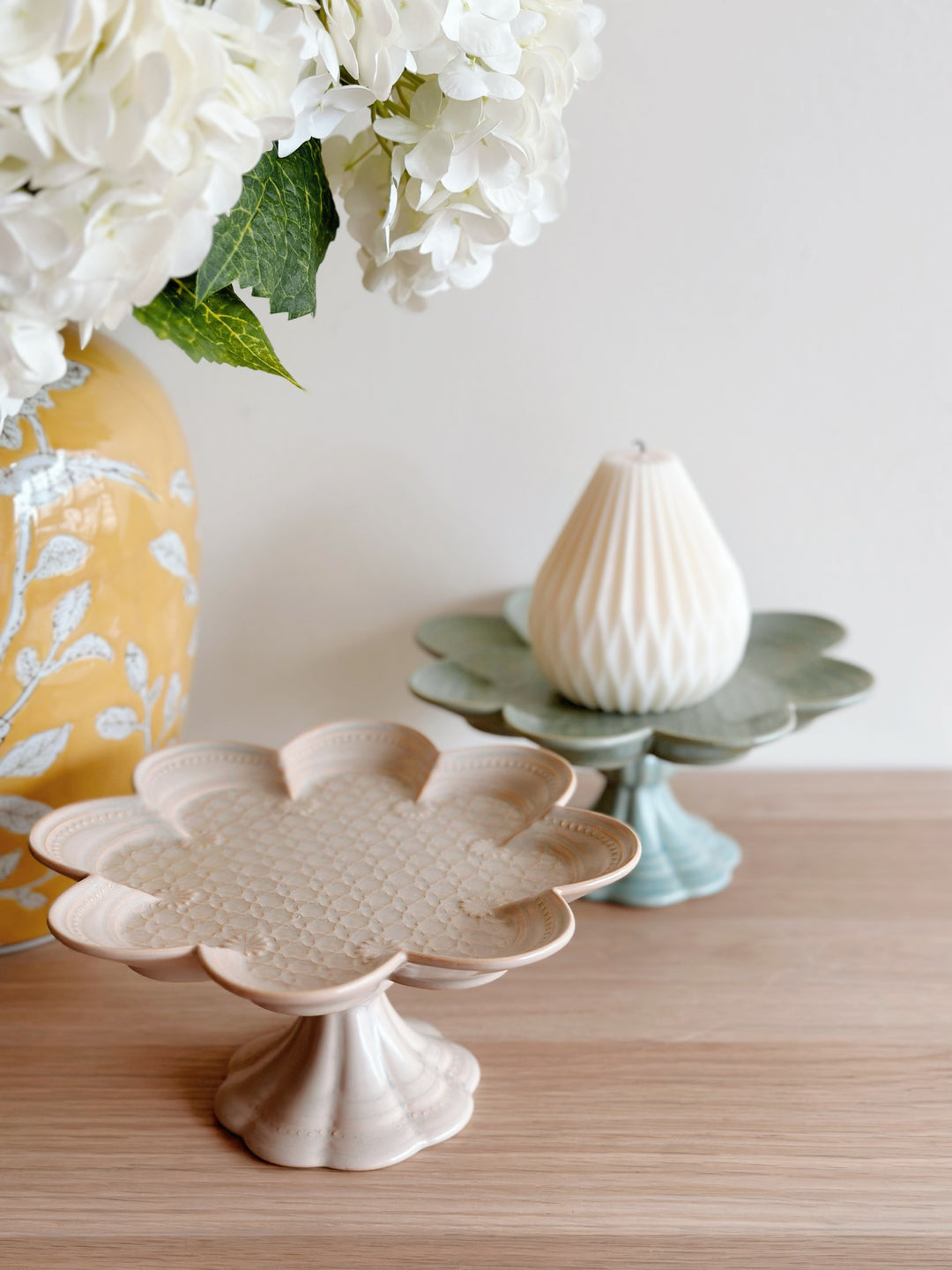 Petite Fleur Serving Stands (2 colours)