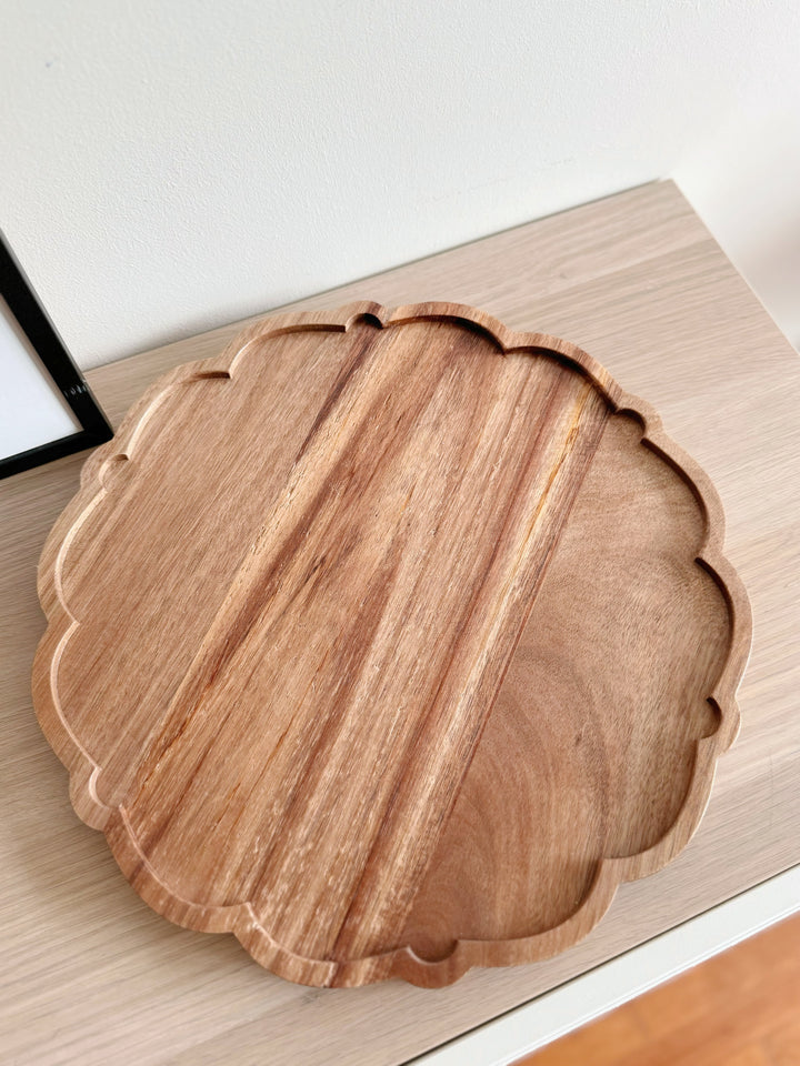 Scalloped Edge Acacia Tray