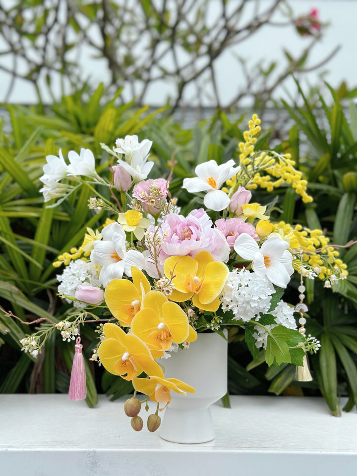 Sunlit Serenity Floral in the Pot (1-sided)