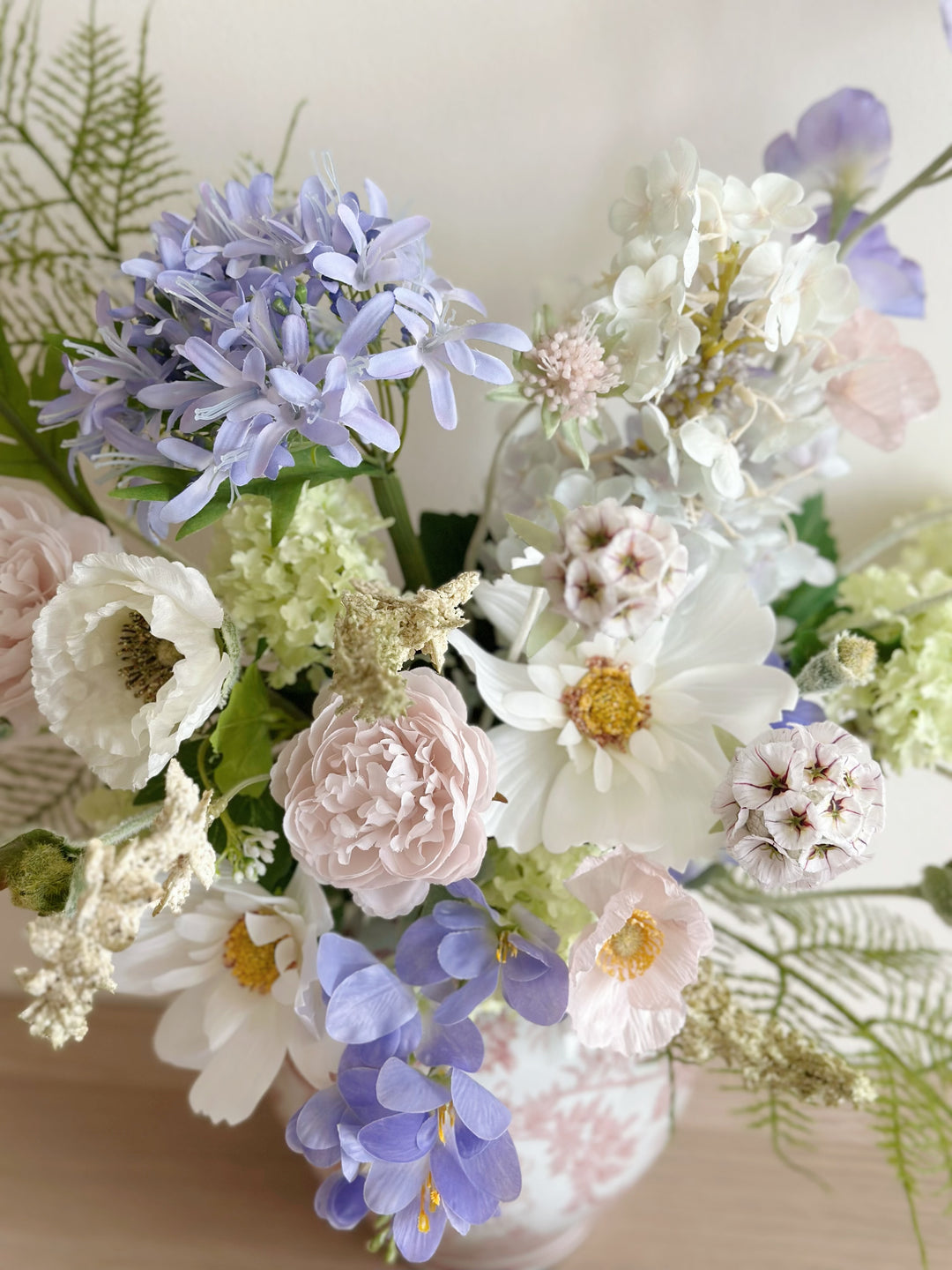 Blooming Tranquillity in the Vase (1-sided)