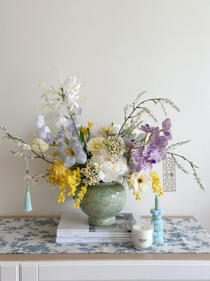 Blue Bloom Elegance Table Runner