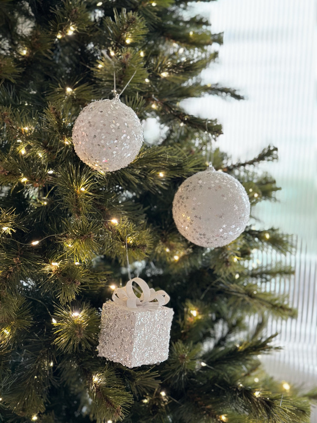 PRE-ORDER (21-27 Nov): Glittering Snowfall Bauble Set (set of 3)