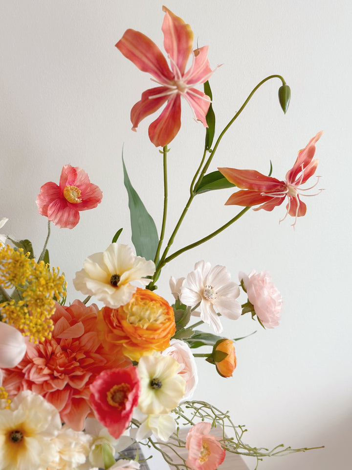 Sunlit Bloom Symphony In The Pot (1-sided)