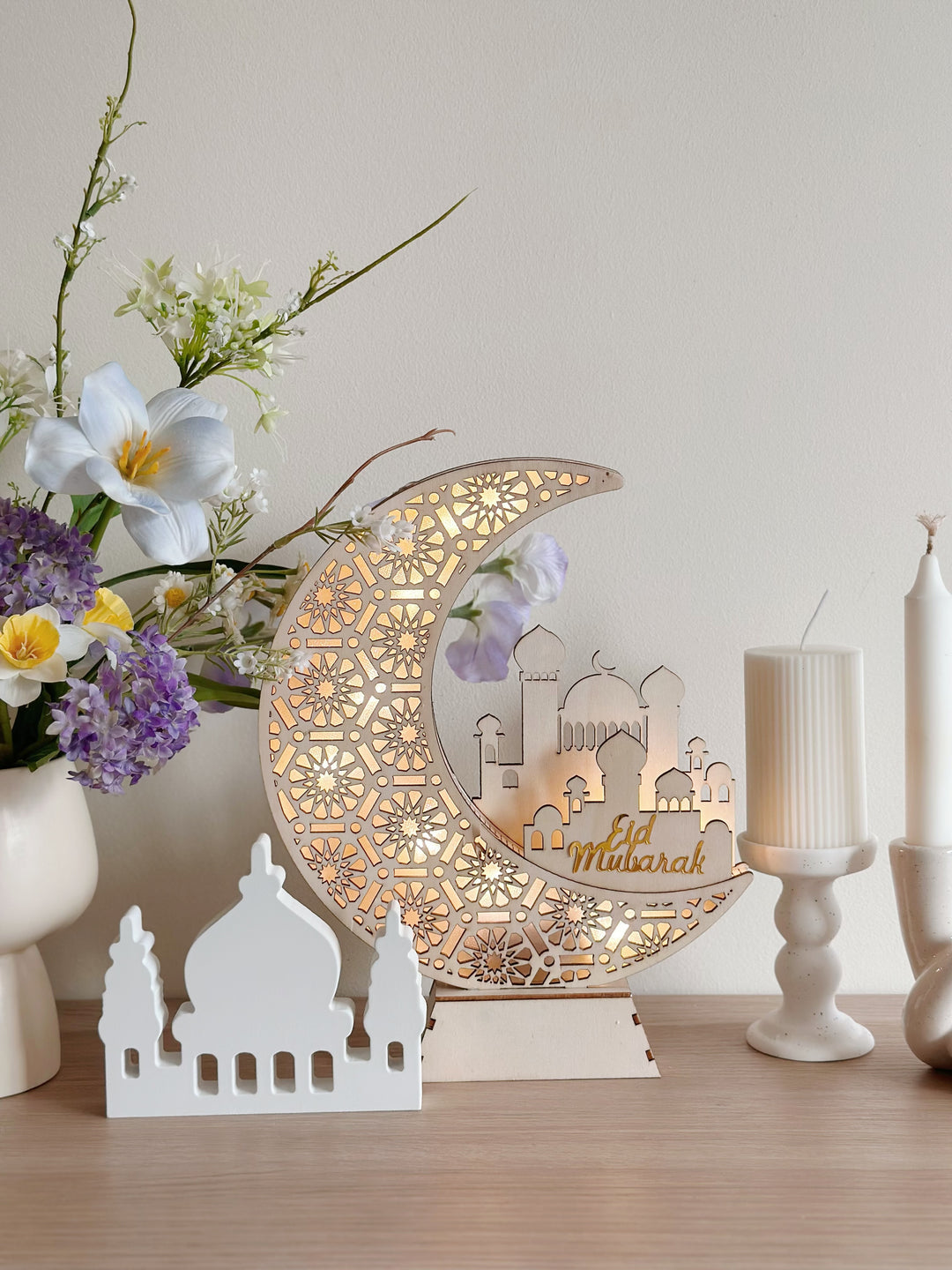 PRE-ORDER (3-7 Mar): Crescent Harmony Light Display