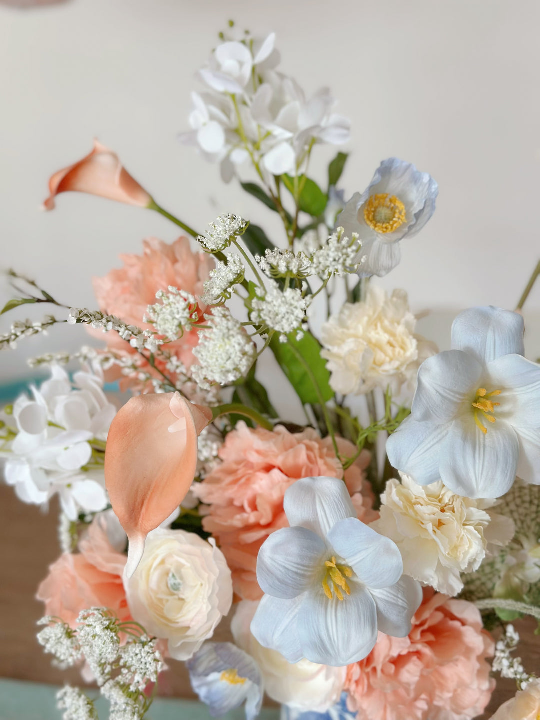 Coral Harmony in Luxe Oriental Vase (1-sided)