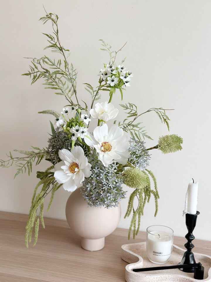 Morning Dew Bouquet (front facing)