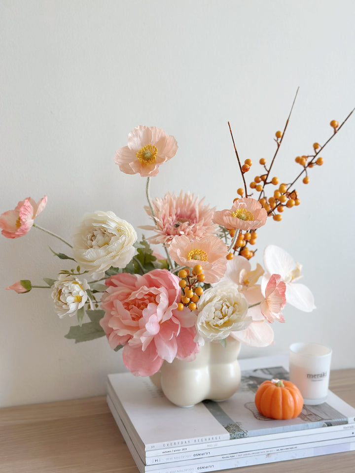 Flourishing Coral Delight In The Pot (1-sided)