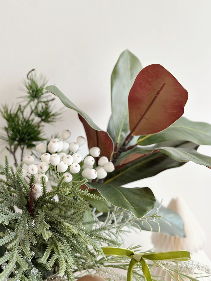 Frosted Elegance in The Pot (1-sided)