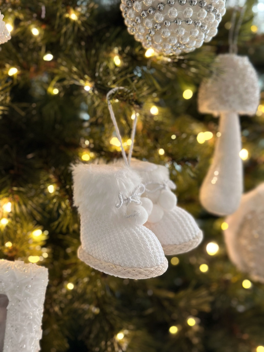 Frosted Dreams Ornament Set (set of 8)