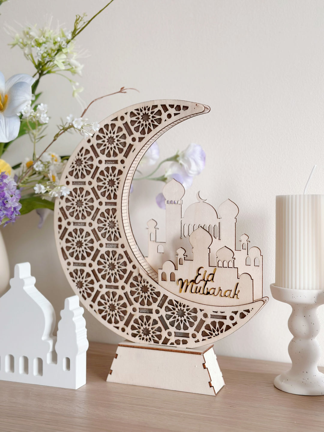 PRE-ORDER (3-7 Mar): Crescent Harmony Light Display