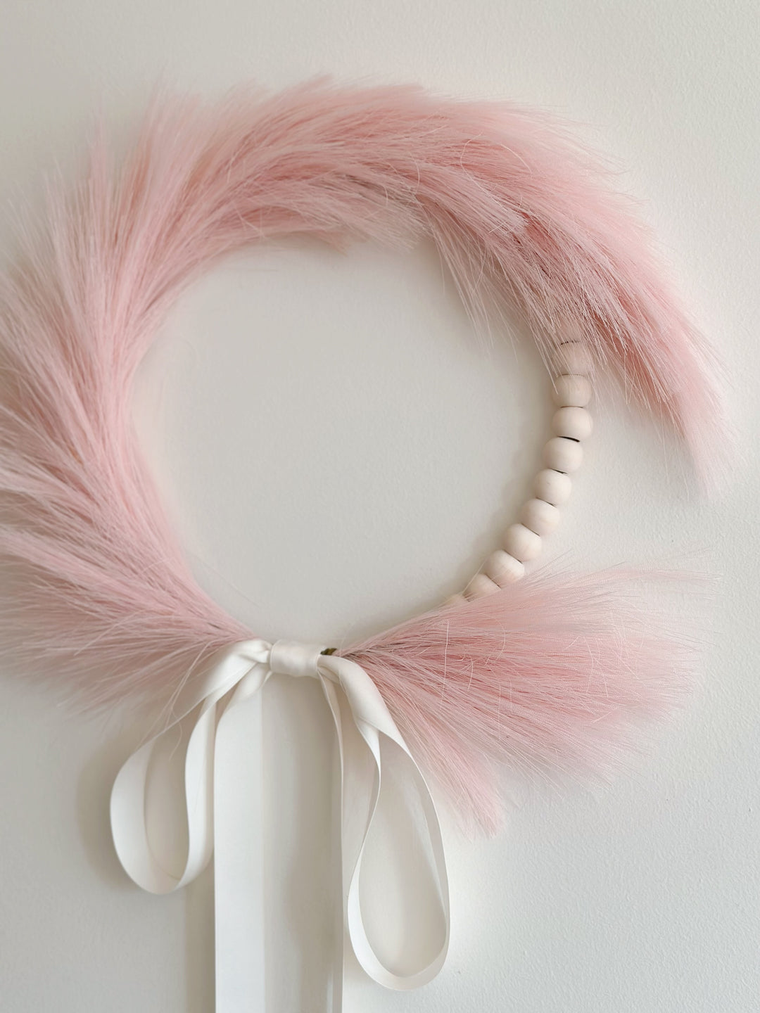 Sweet Pink Elegance: Beaded Pampas Halo Wreath