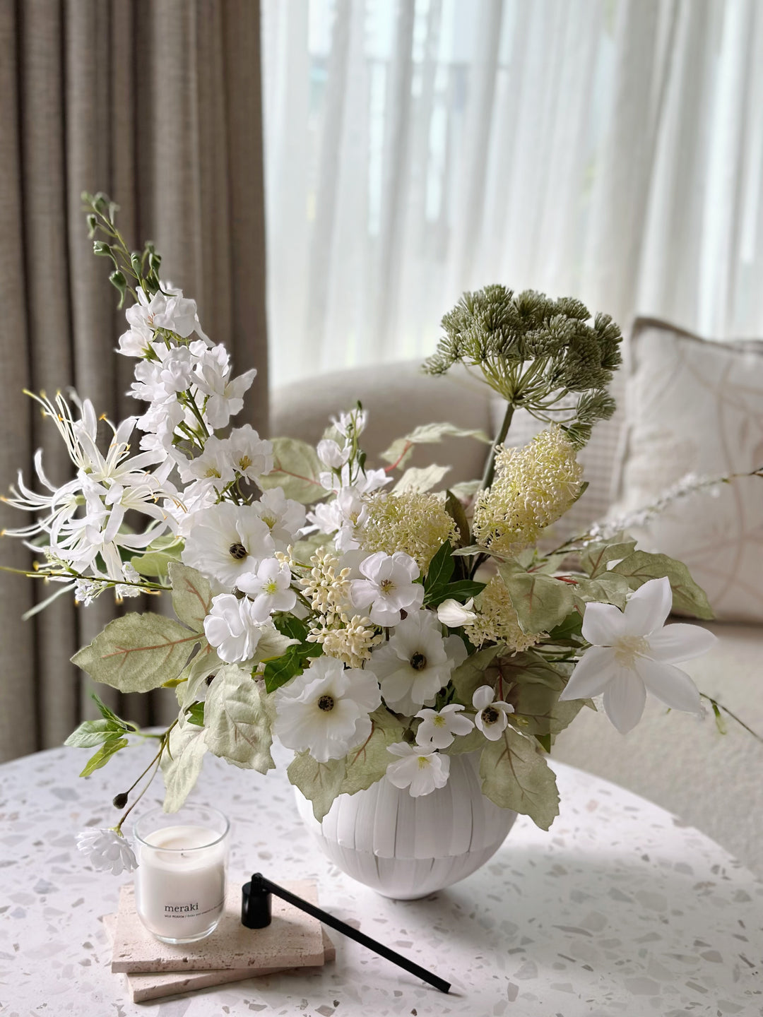 Tranquil Cloud Meadow in the Vase (1-sided)