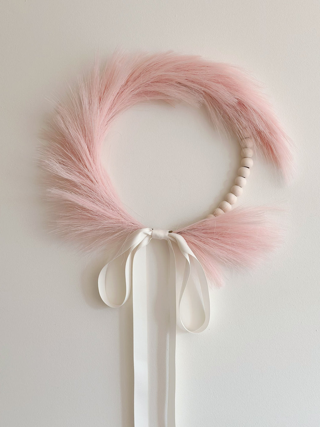 Sweet Pink Elegance: Beaded Pampas Halo Wreath