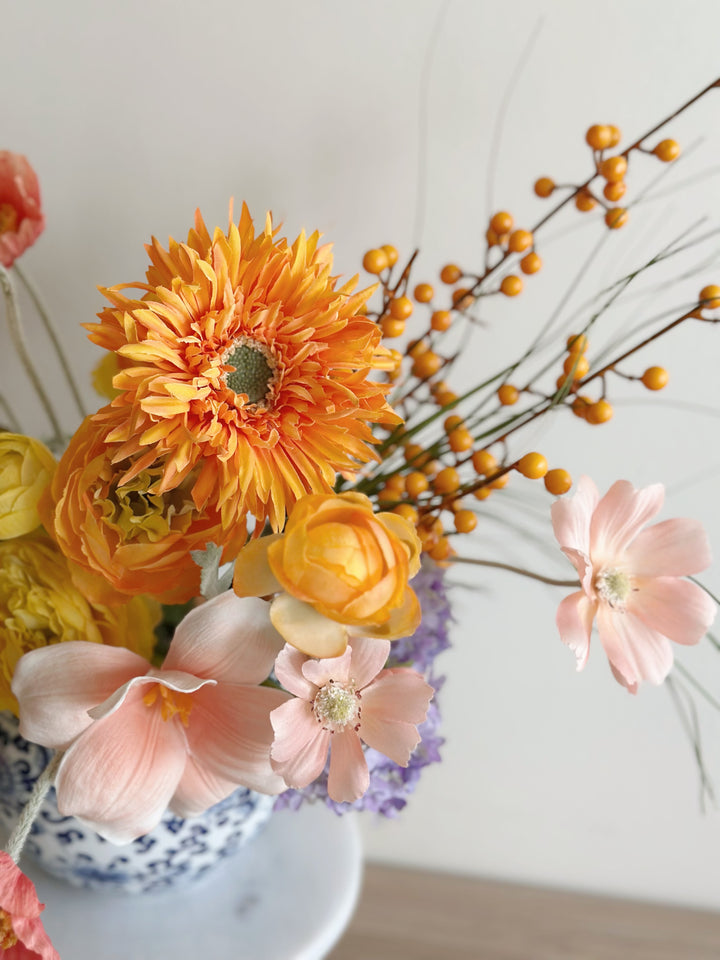 Golden Radiance Bloom in Porcelain Jar (1-sided)