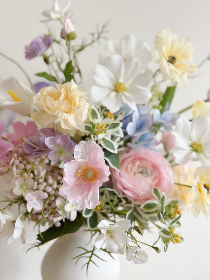 Aquarelle Blooms Bouquet (front facing)