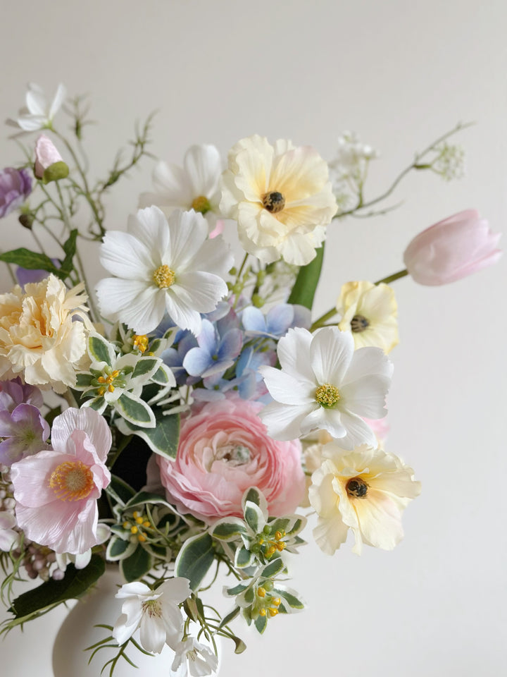 Aquarelle Blooms Bouquet (front facing)