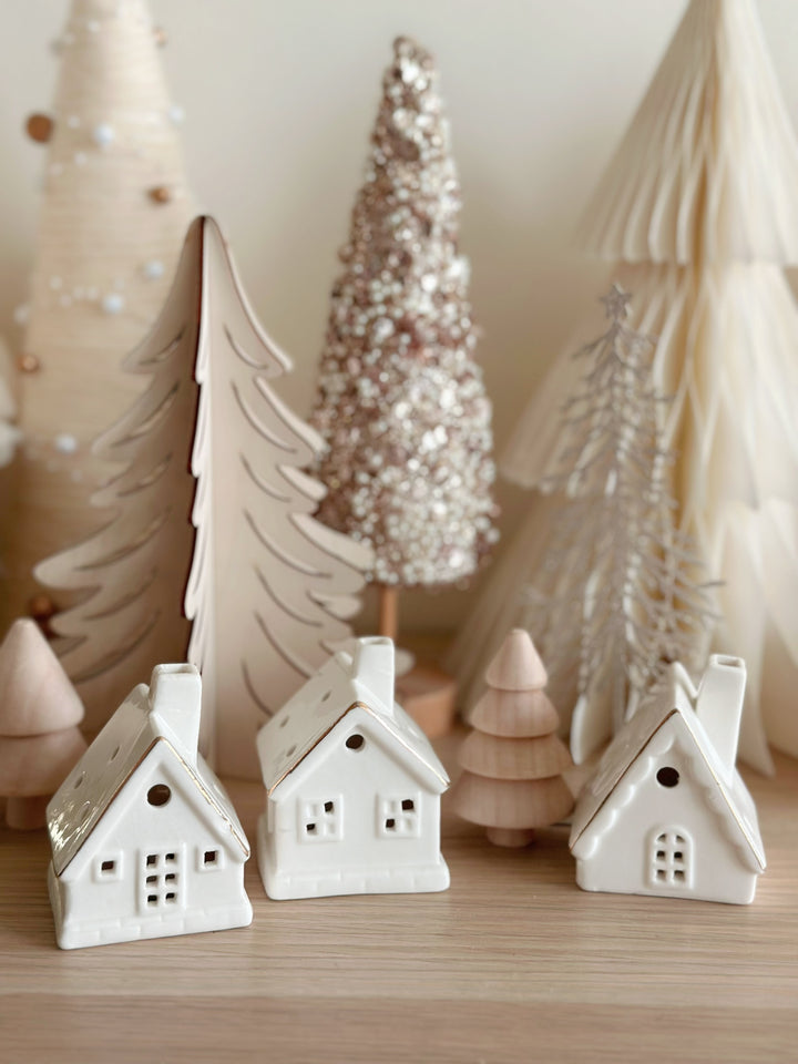 PRE-ORDER (4-10 Dec): Whimsical Christmas Village Mini House Set (set of 3)