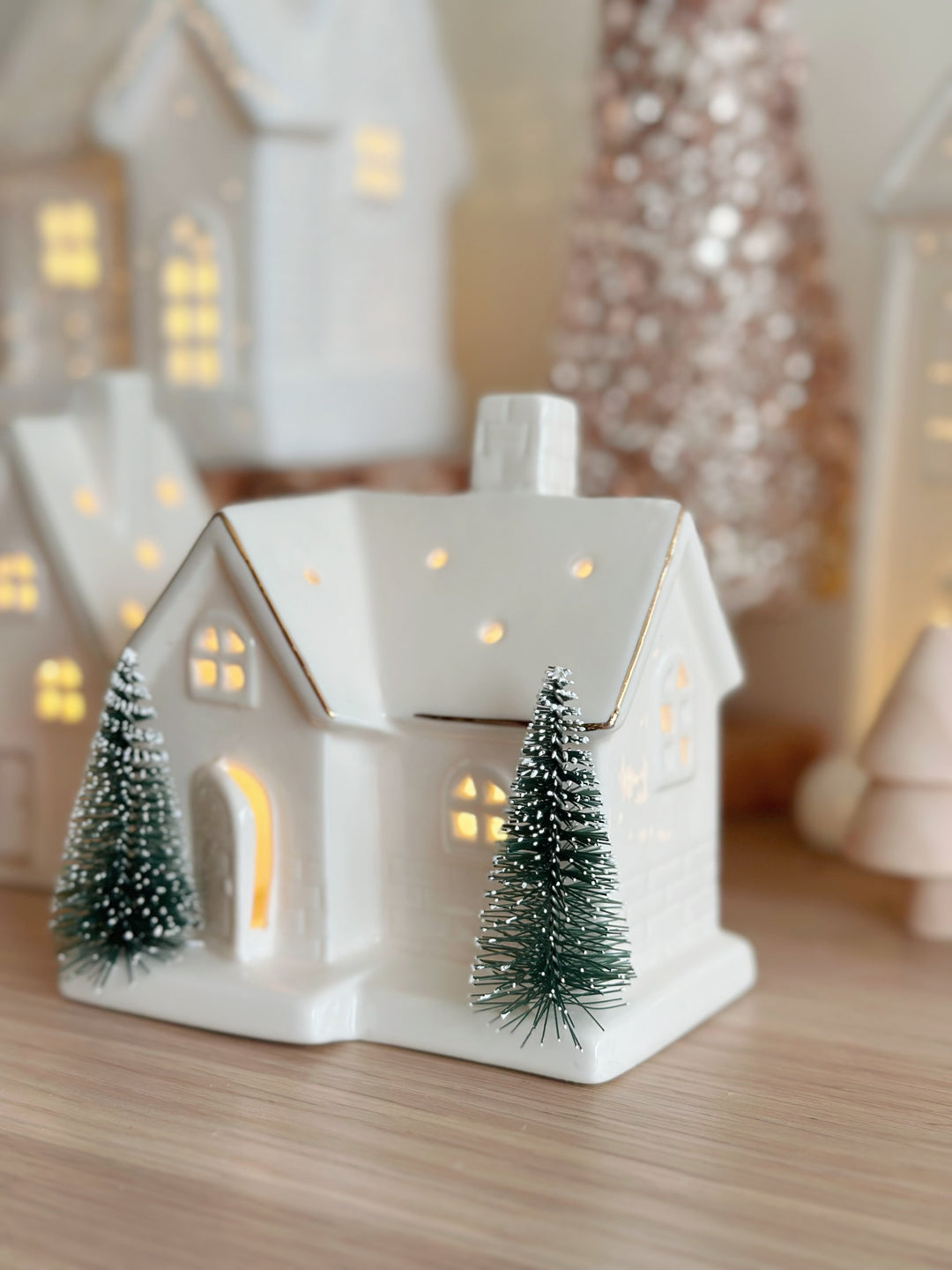 Illuminated Winter Cottage (2 options)