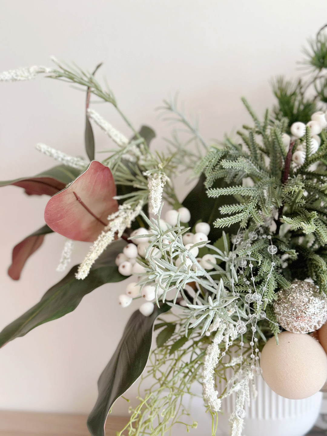 Frosted Elegance in The Pot (1-sided)