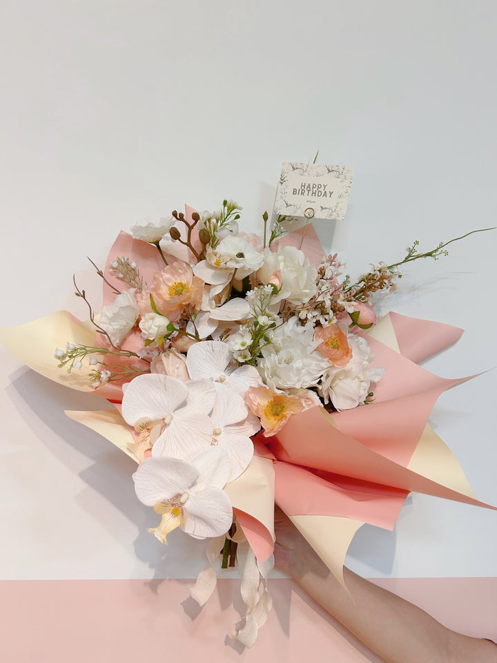 Sunset Whispers: Pastel Harmony Bouquet (1 sided)