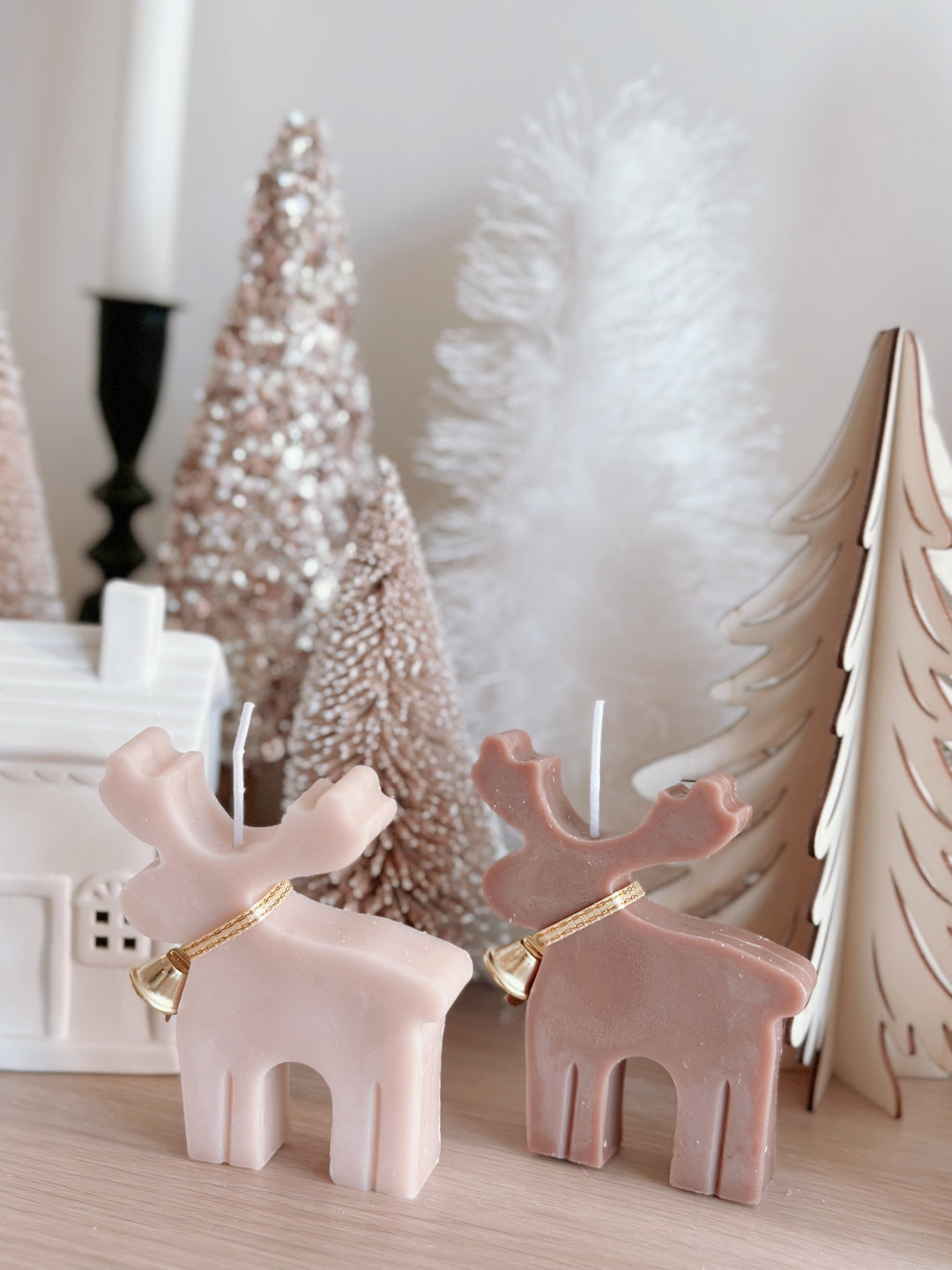 PRE-ORDER (21-27 Nov): Reindeer Candle (2 colours)