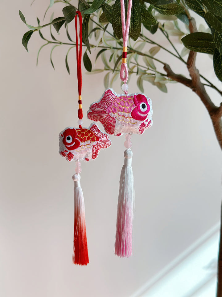 Prosperity Goldfish Tassel Charm (2 colours)