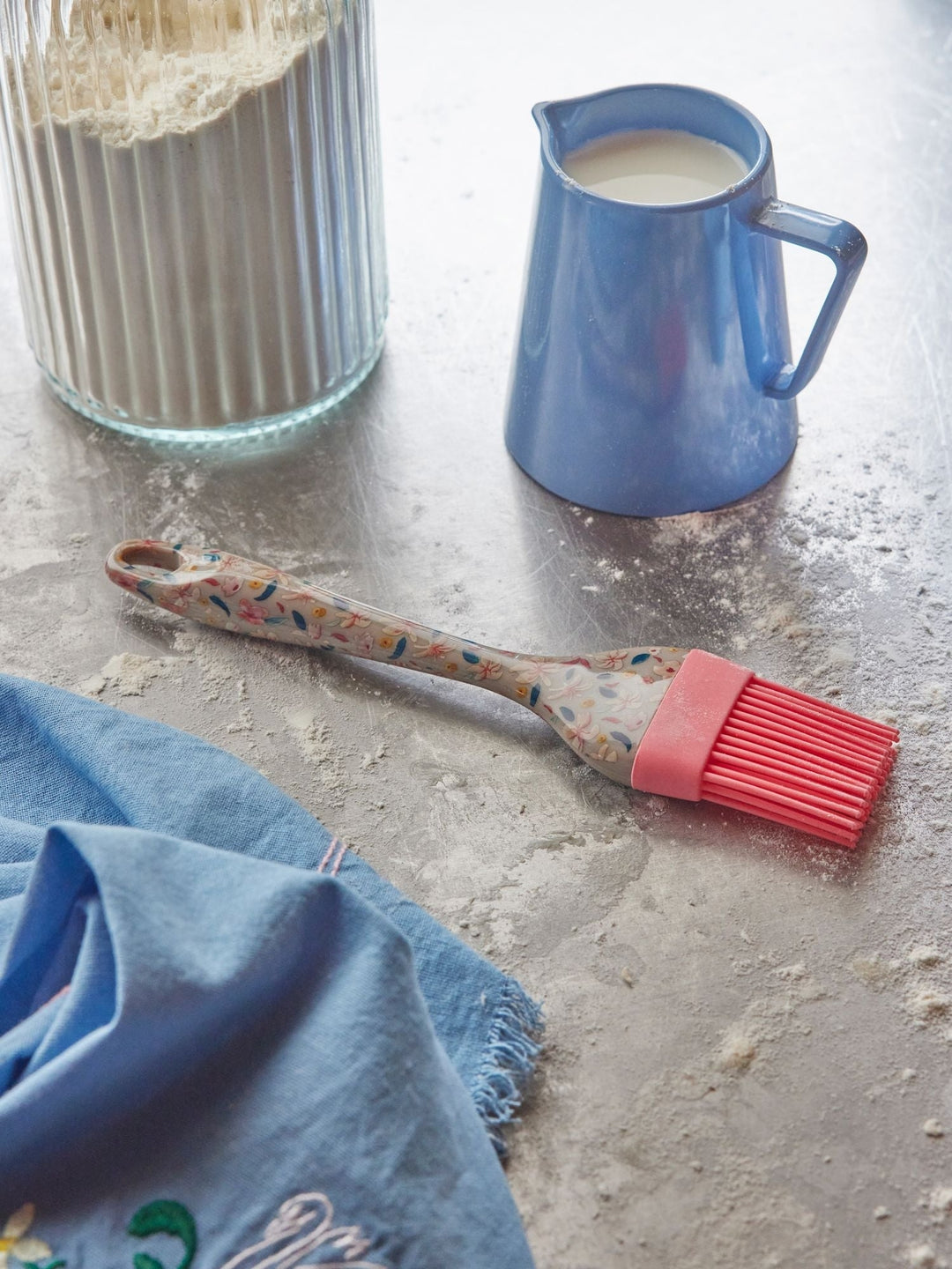 Small Sandy Flowers Silicone Basting Brush